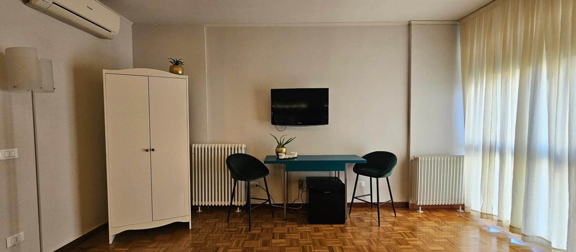 Verona Express Rooms Exterior photo